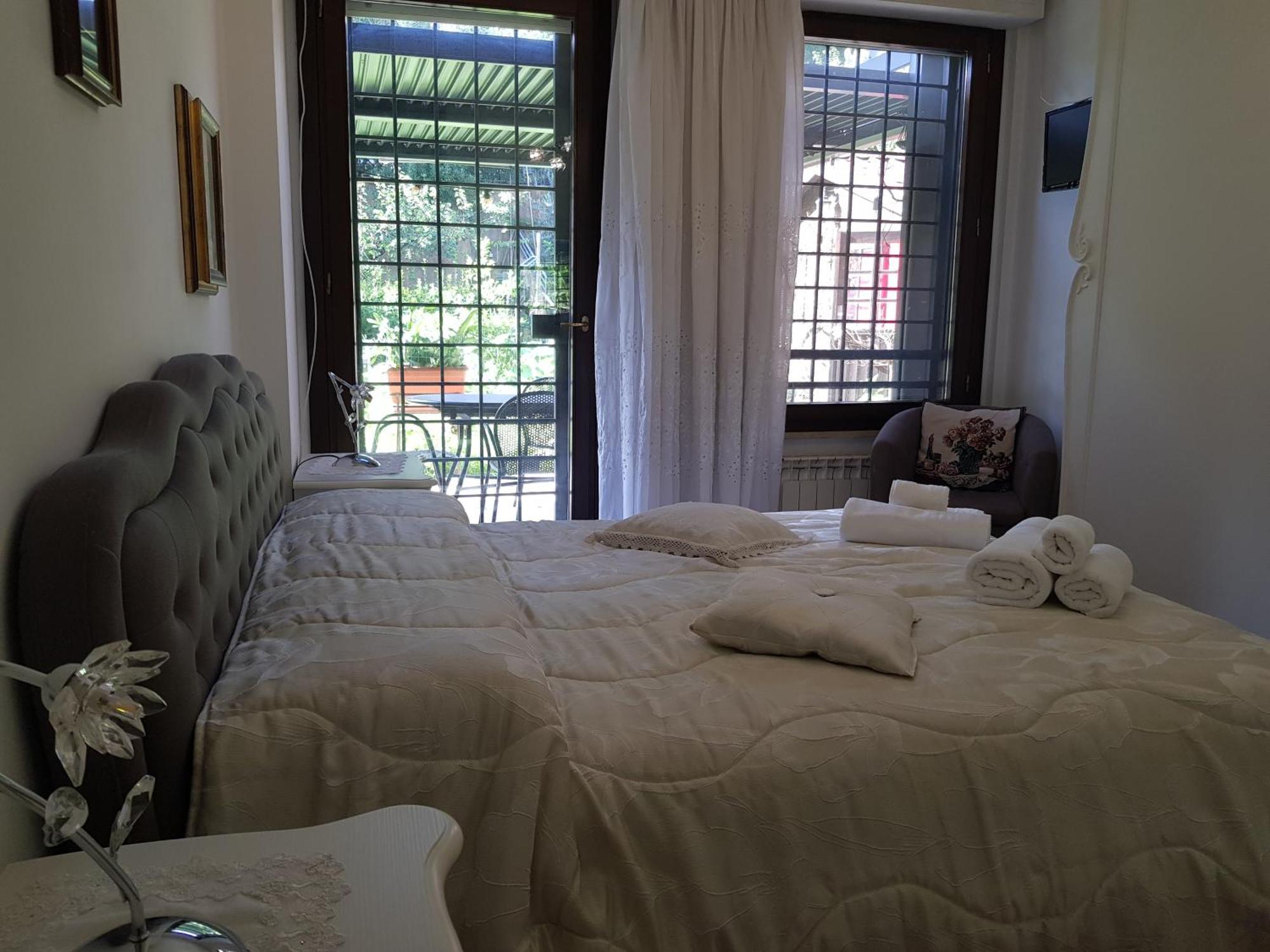 רומא Eur Charme Apt&Garden מראה חיצוני תמונה
